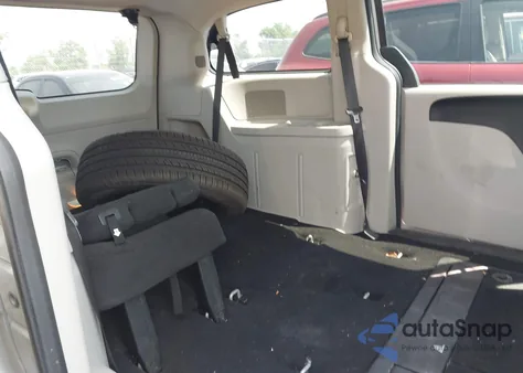 2011 Dodge Grand Caravan Express z USA, uszkodzony, nr VIN 2D4RN4DG3BR690913